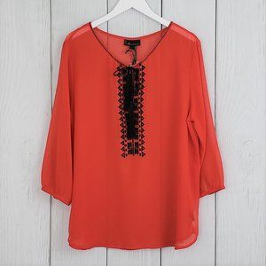 I JEANS BY BUFFALO sz L Red Embroidered Blouse Top